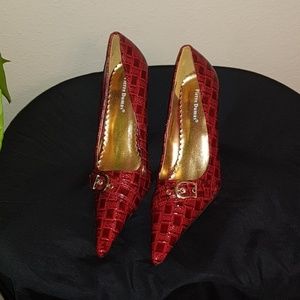 RED PIERRE DUMAS pumps